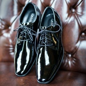 Calvin Klein Men's Tuxedo Oxfords